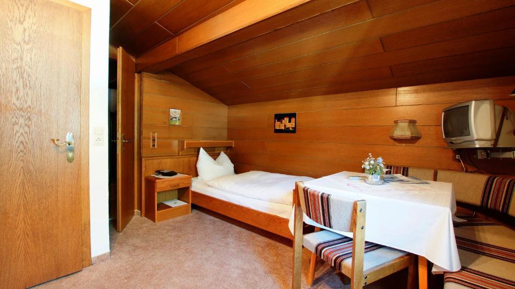 Bed and Breakfast Haus Geiger Шарниц Номер фото